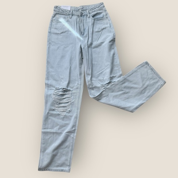 WeWoreWhat |  Mid Rise Distressed Straight Leg Jeans - Size 26 - Picture 2 of 10